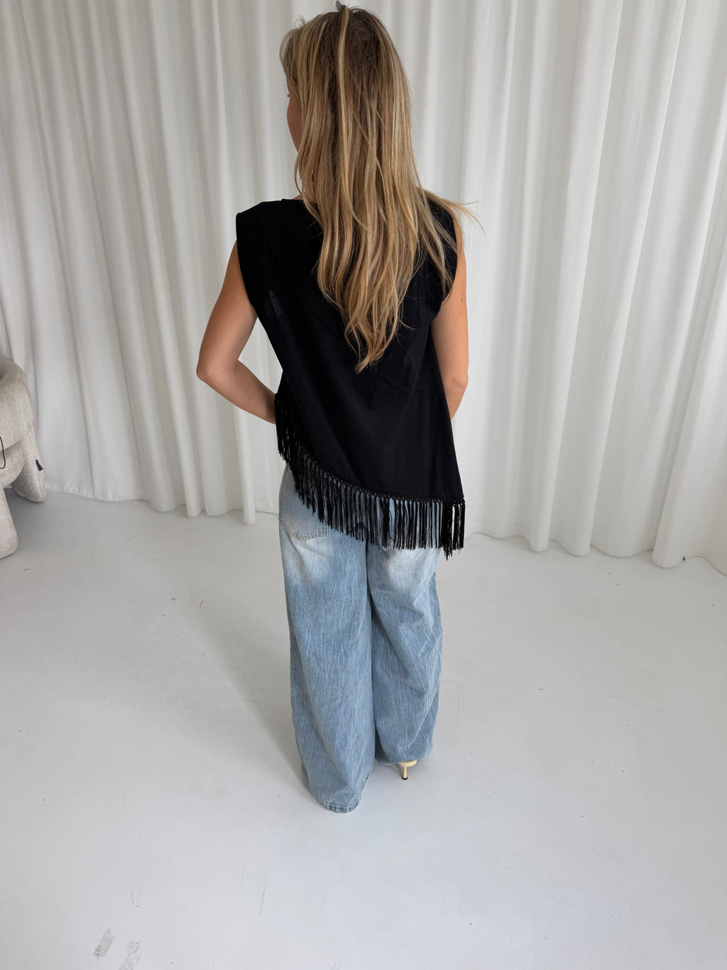 Fringe top