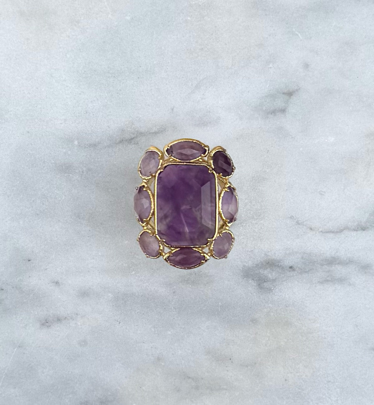 Lila Ring