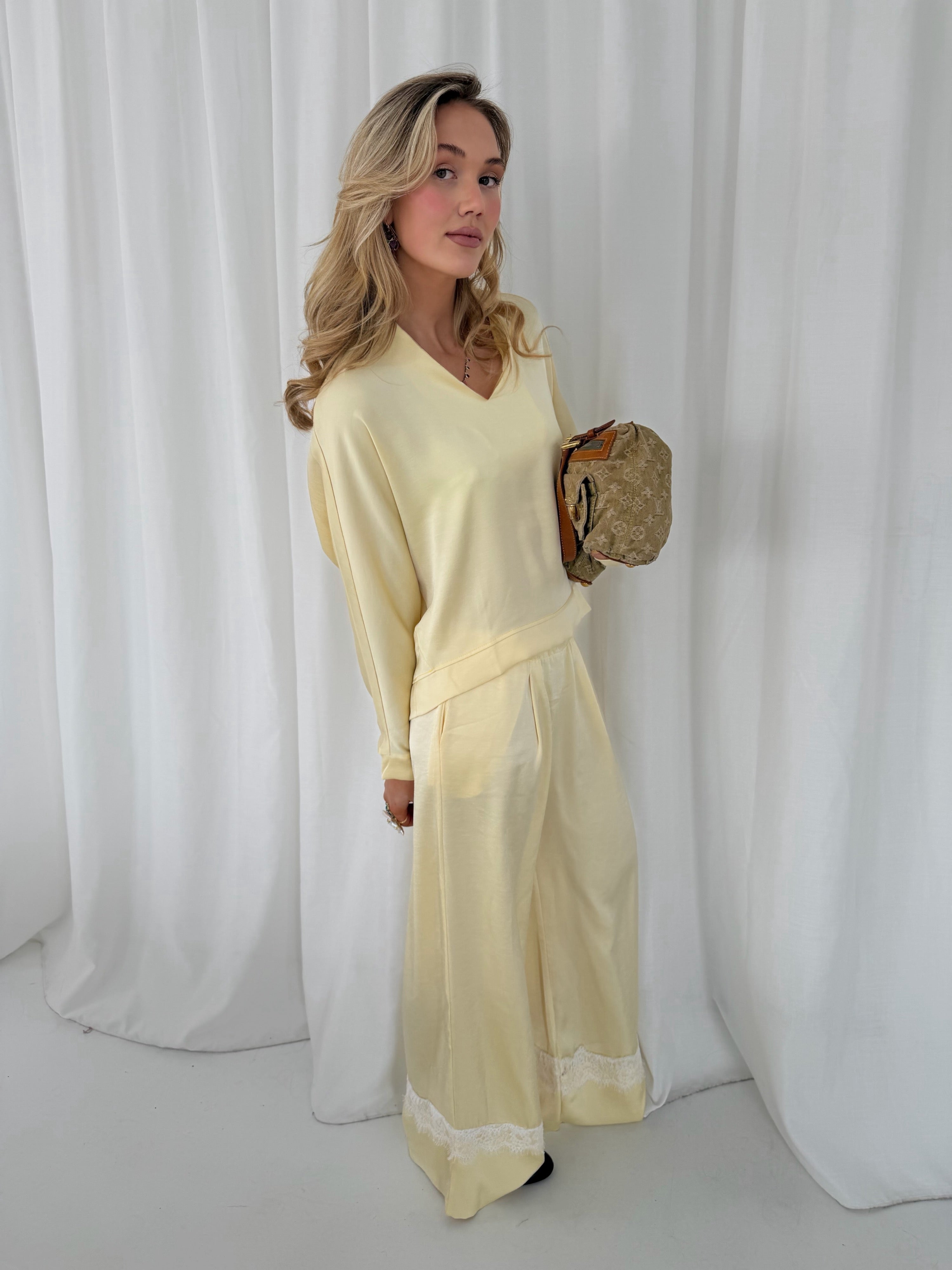 Lemon Suit