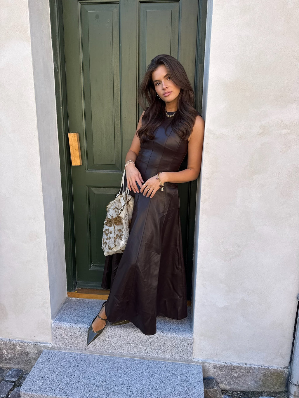 Marron Dress