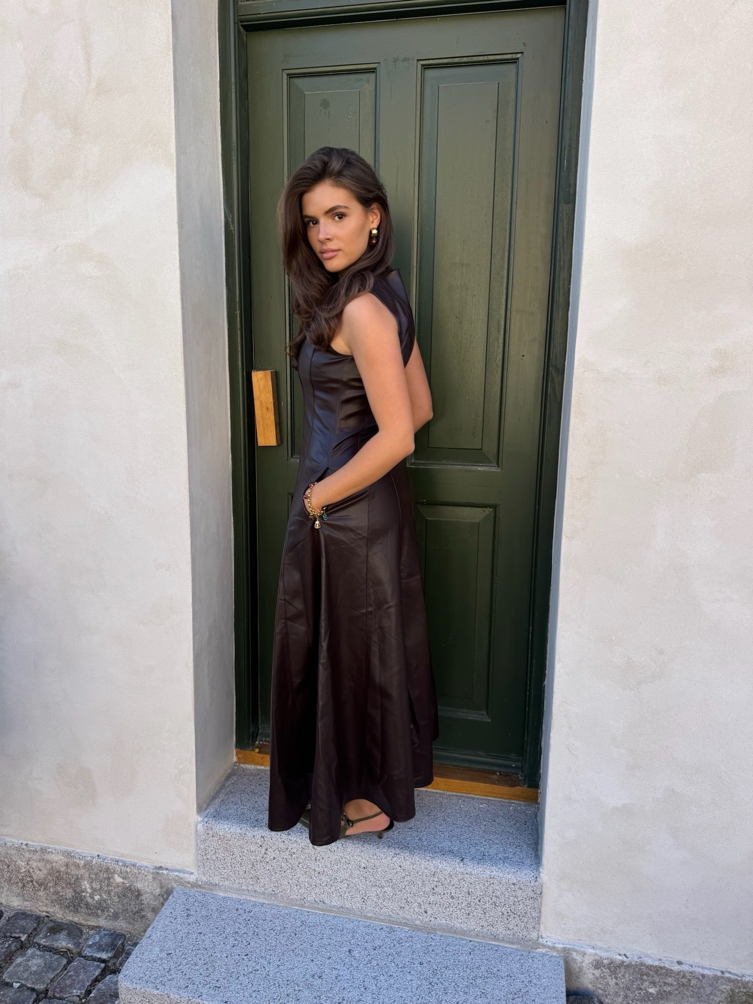 Marron Dress