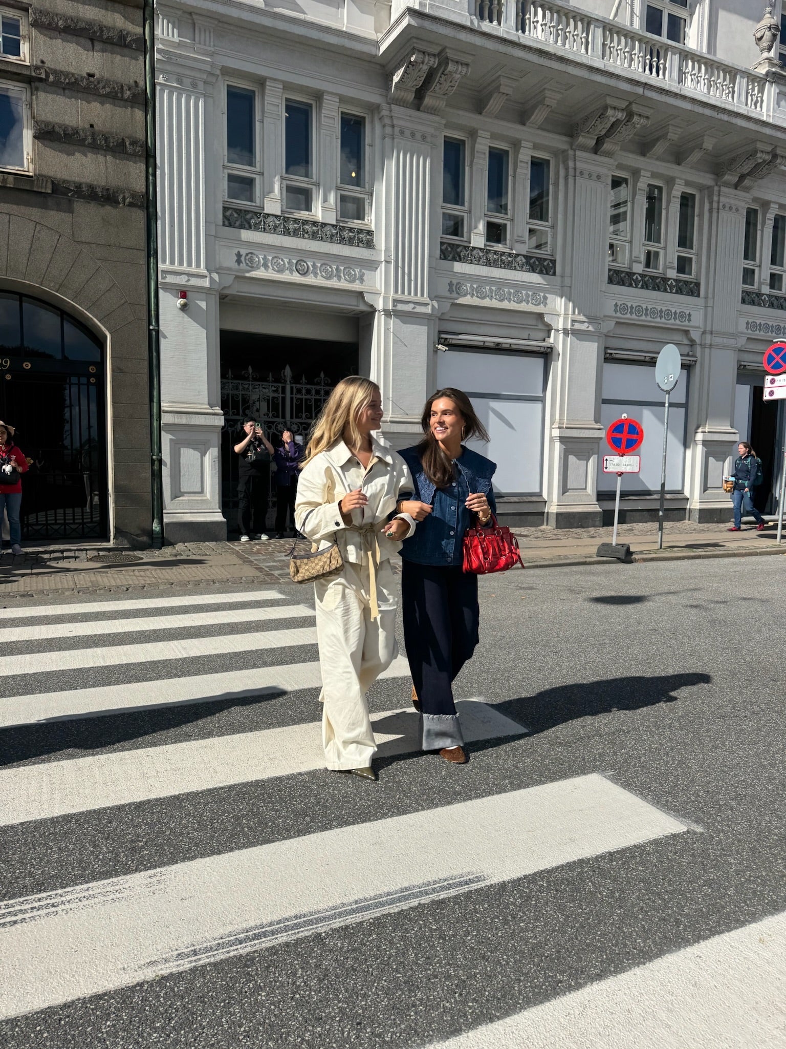 Juna Suit
