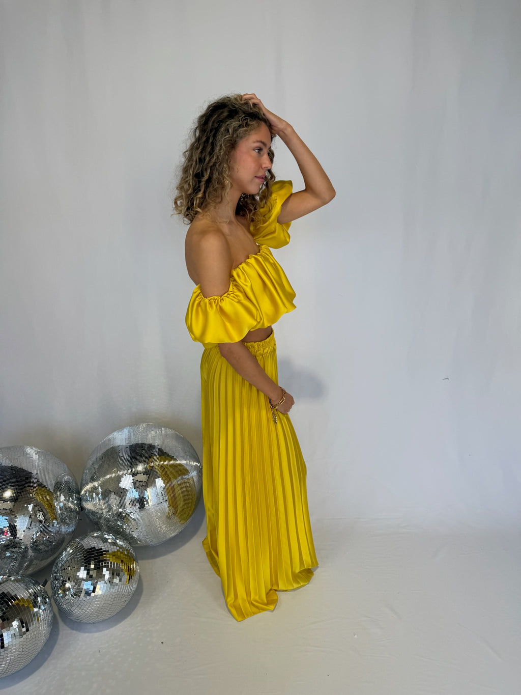 Pretty In Yellow