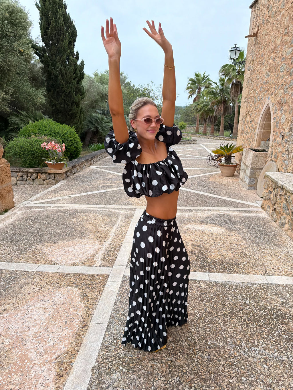 Pretty in Polka ( 2 days)