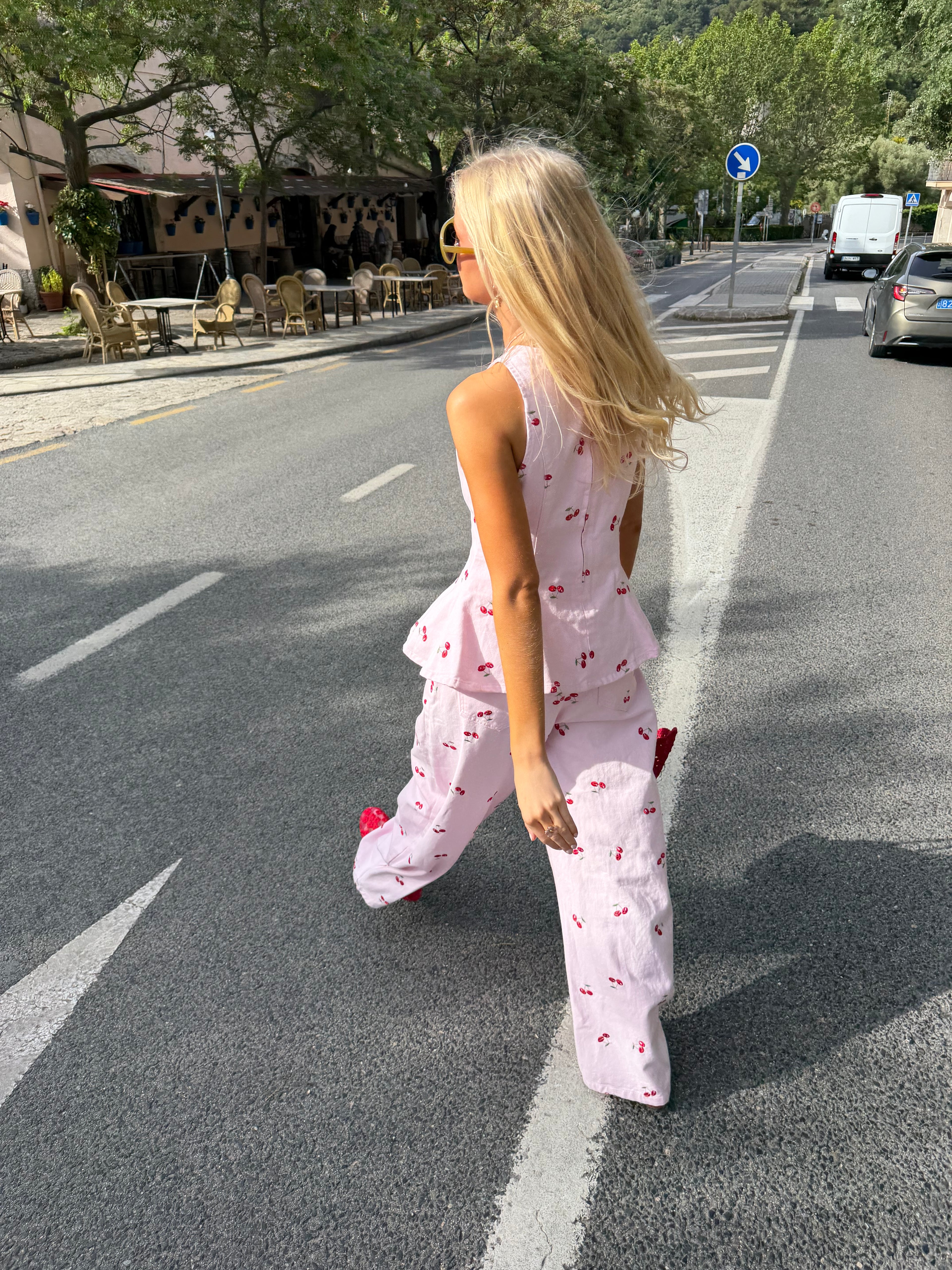 Adriana Suit