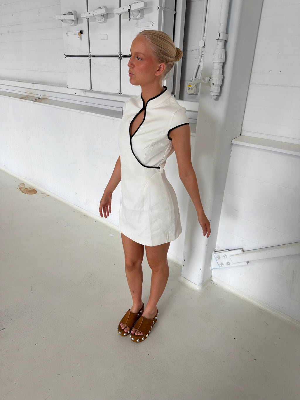 Moma Dress