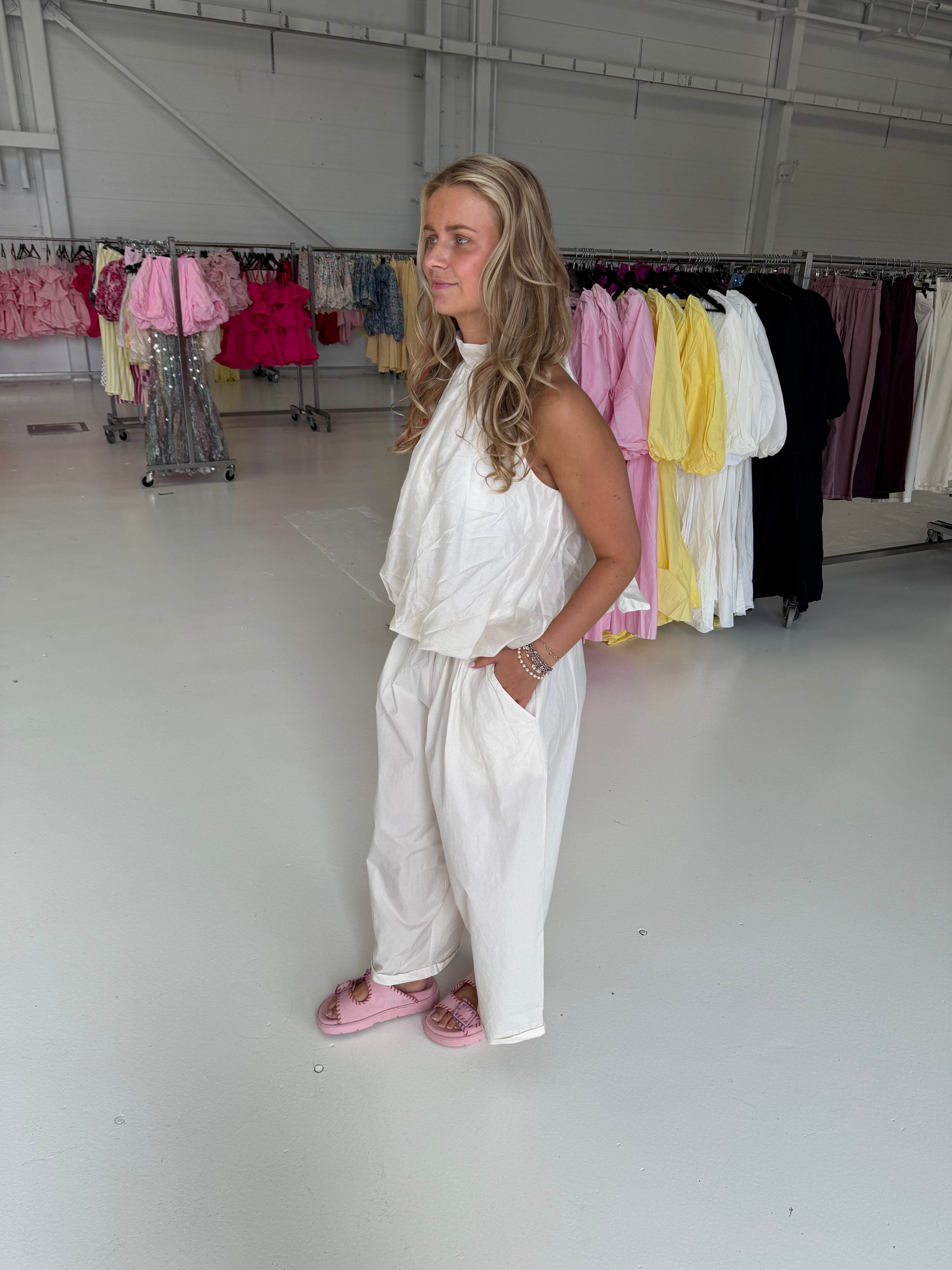 Mini pants