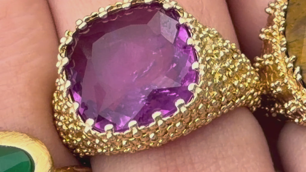 Li Fia Rings